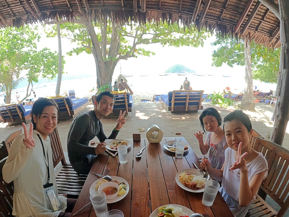 コーラル島バナナビーチシュノーケリングツアー