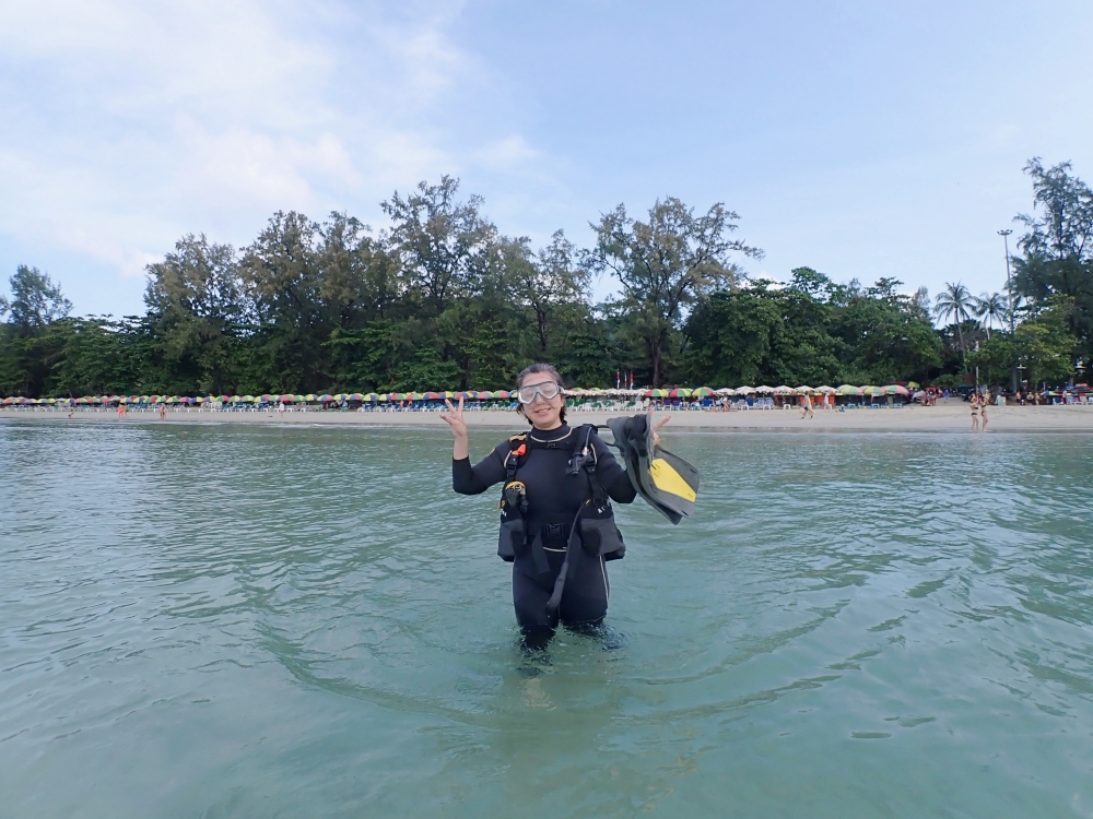 プーケットのカタビーチでファンダイビング