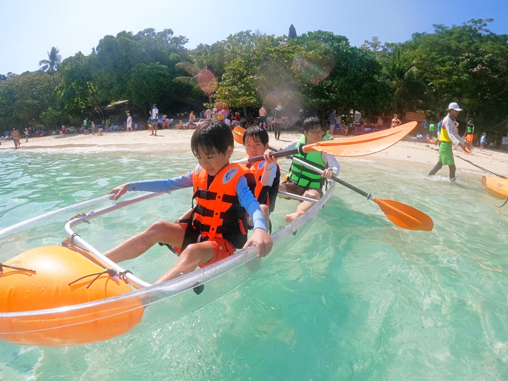 コーラル島バナナビーチ　シュノーケリングツアー