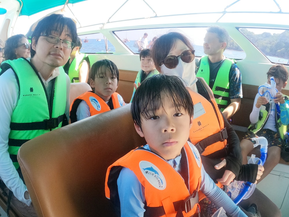 コーラル島バナナビーチ　シュノーケリングツアー
