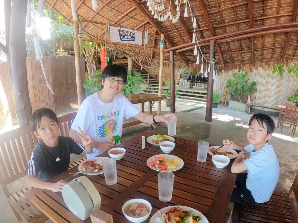 コーラル島バナナビーチ　シュノーケリングツアー