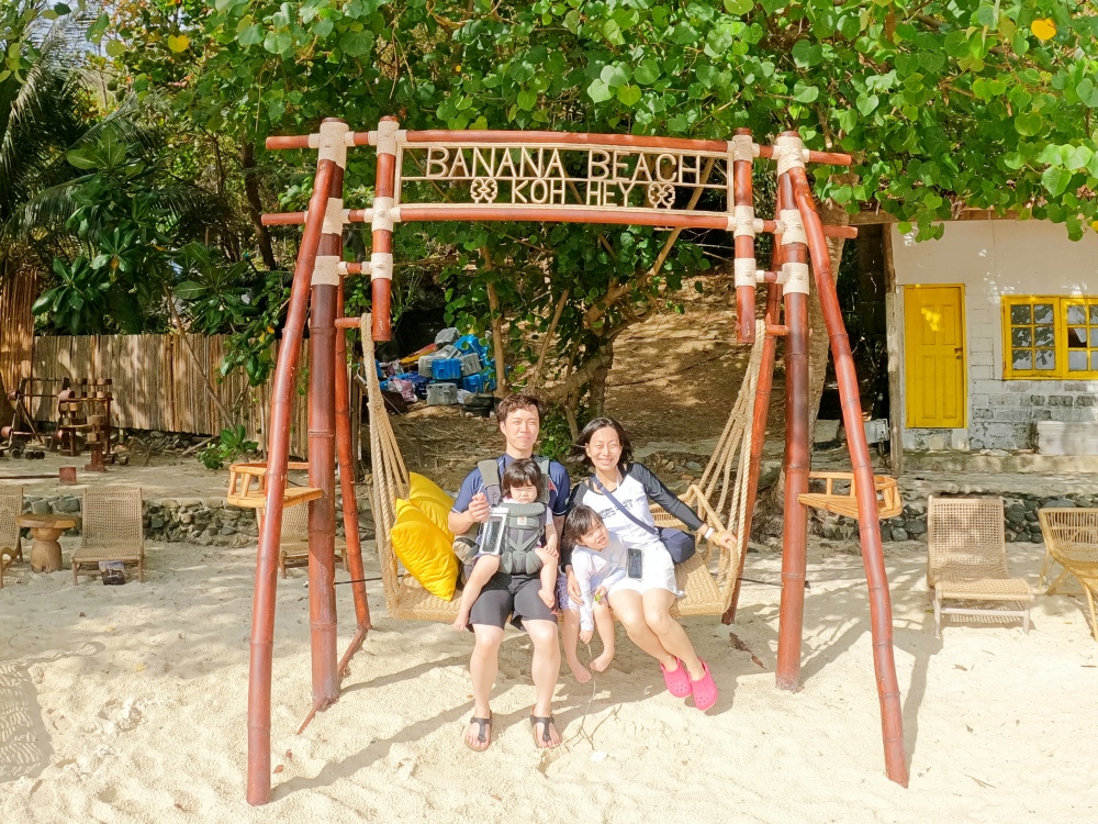 コーラル島バナナビーチ 日本人インストラクター同行シュノーケリングツアー