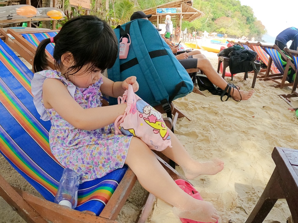 コーラル島バナナビーチ 日本人インストラクター同行シュノーケリングツアー