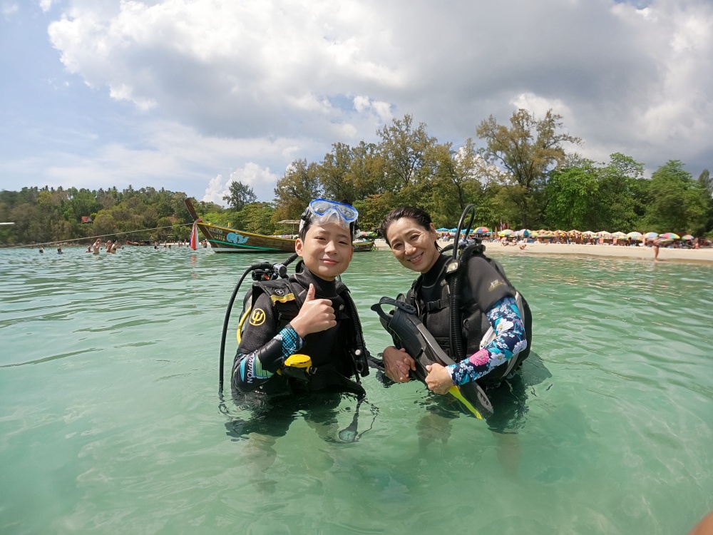 プーケットのカタビーチで半日体験ダイビング