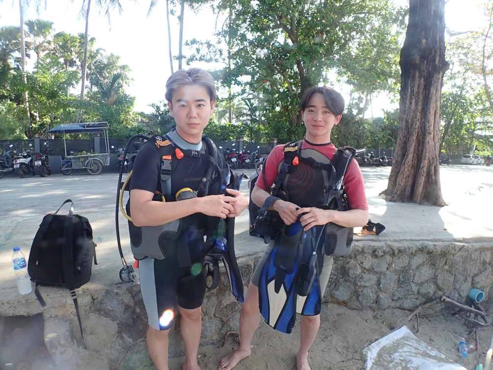 プーケットのカタビーチで半日体験ダイビング