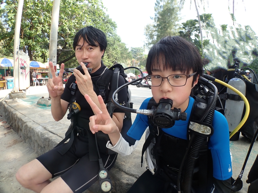 プーケットのカタビーチで半日体験ダイビング