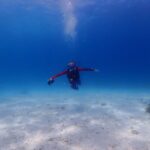 プーケットのラチャ島でダイビング