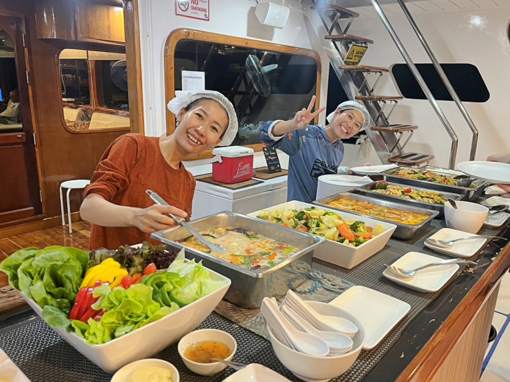 シミランクルーズでダイビング