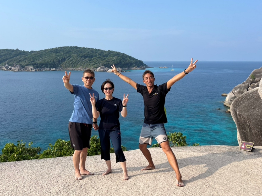 シミランクルーズでダイビング