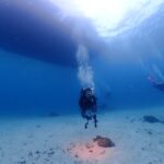 プーケットのラチャ島でダイビング