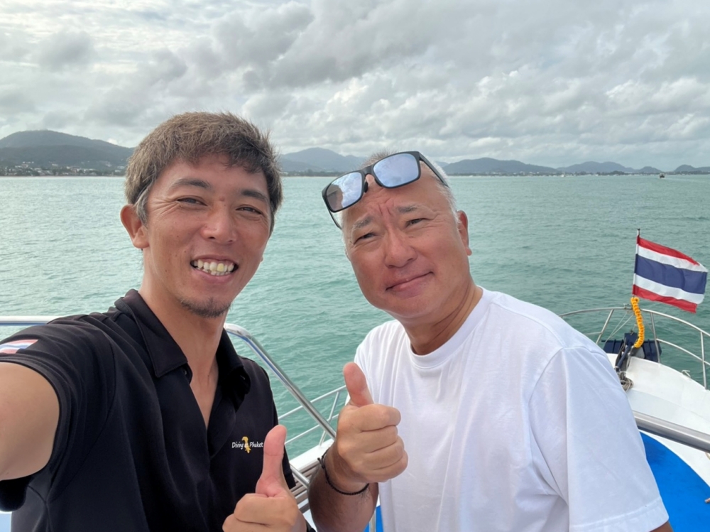 プーケットのラチャ島でファンダイビング